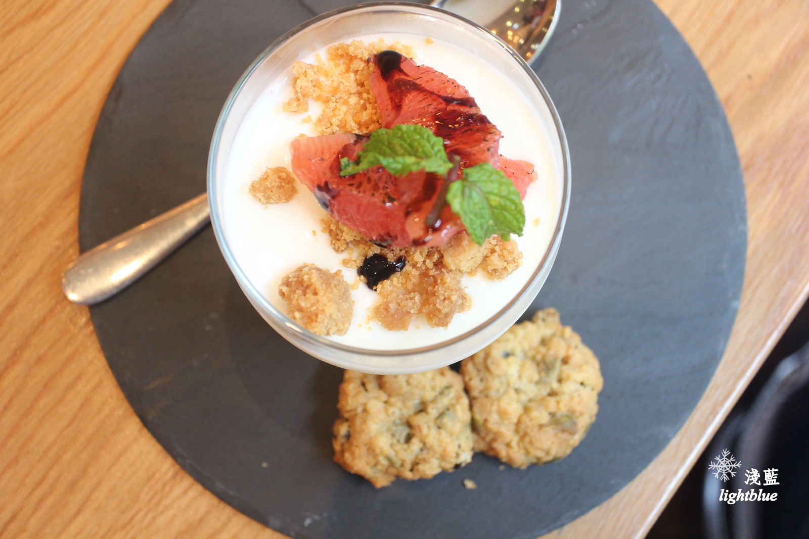 [ 中山站美食 ] 淺藍 × Buttermilk摩登美式餐廳～amba中山意舍酒店新餐廳，中山美式餐廳，必吃美國阿嬤炸雞