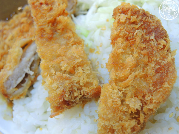 Rooster Burger & Café:呷飽祙【新北三峽・Rooster Burger & Café】新開早午餐 Rooster Burger & Café:呷飽祙【新北三峽・Rooster Burger & Café】新開早午餐