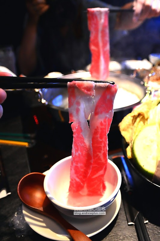 市府站,高級涮涮鍋,捌圓堂,龍蝦,和牛,帝王蟹,鴛鴦鍋