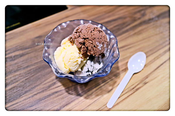 【新莊美食】石都府石頭火鍋達人 ~ 新莊火鍋推薦❤️ 超威的巨無霸龍蝦+金多蝦海陸套餐 - 捷運丹鳳站