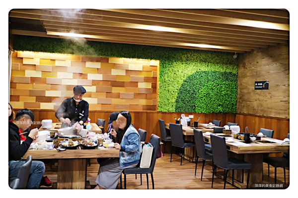 【新莊美食】石都府石頭火鍋達人 ~ 新莊火鍋推薦❤️ 超威的巨無霸龍蝦+金多蝦海陸套餐 - 捷運丹鳳站