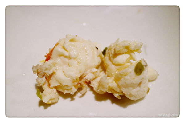 【新莊美食】石都府石頭火鍋達人 ~ 新莊火鍋推薦❤️ 超威的巨無霸龍蝦+金多蝦海陸套餐 - 捷運丹鳳站