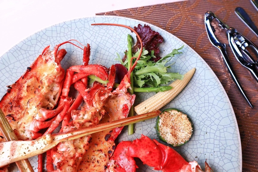 2018-11-04 03.04.38 2.jpg