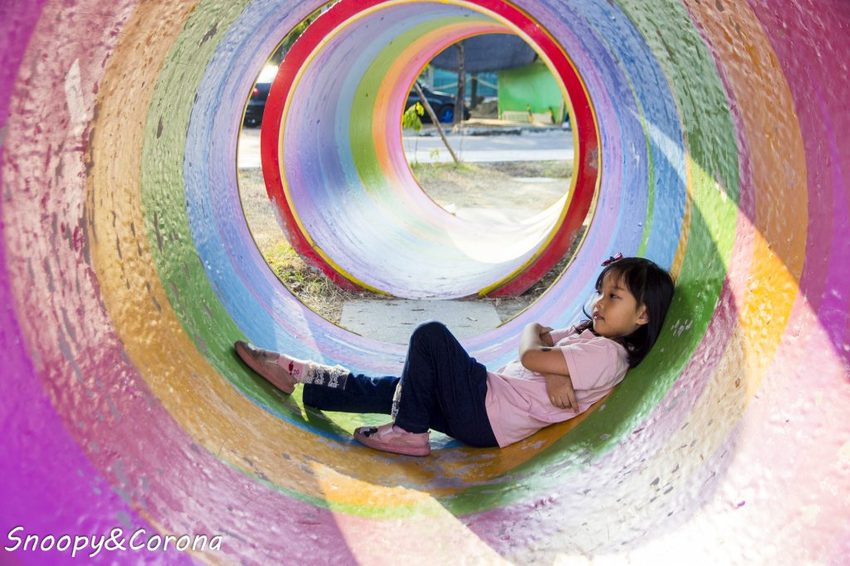 【玩樂．嘉義】嘉義拍照景點／KANO園區～KANO景觀球、彩虹水管好好拍，緊鄰嘉義飛碟溜滑梯，遛小孩也方便