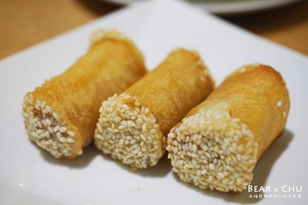 康迎鼎：【台北家庭聚餐推薦】康迎鼎陽明山店・小籠包與各式熱炒中菜料理