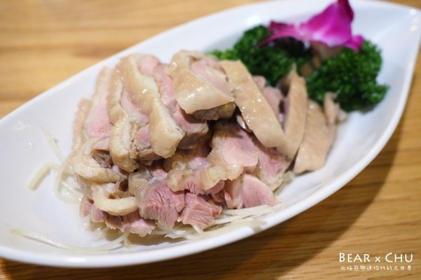 康迎鼎：【台北家庭聚餐推薦】康迎鼎陽明山店・小籠包與各式熱炒中菜料理