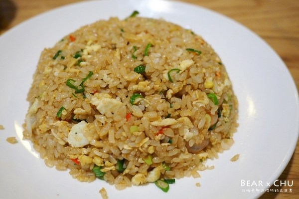 康迎鼎：【台北家庭聚餐推薦】康迎鼎陽明山店・小籠包與各式熱炒中菜料理