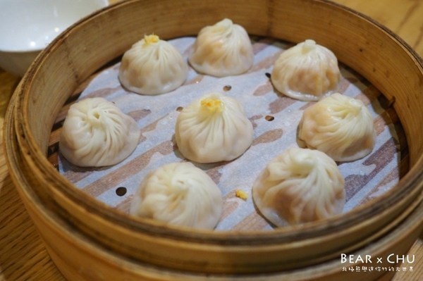 康迎鼎：【台北家庭聚餐推薦】康迎鼎陽明山店・小籠包與各式熱炒中菜料理