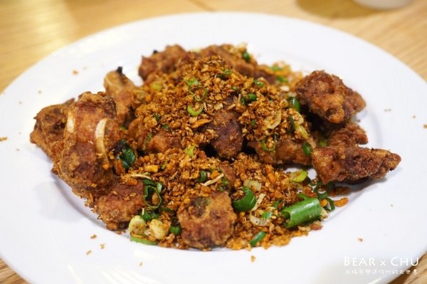 康迎鼎：【台北家庭聚餐推薦】康迎鼎陽明山店・小籠包與各式熱炒中菜料理