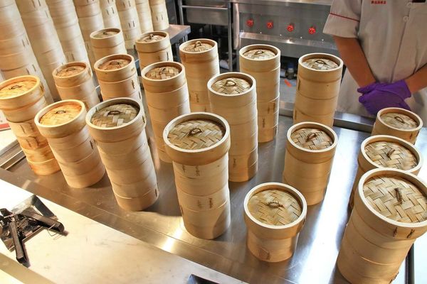 【新竹美食】香港香港新生活飲茶-首創手搖特飲與港式料理吃到飽