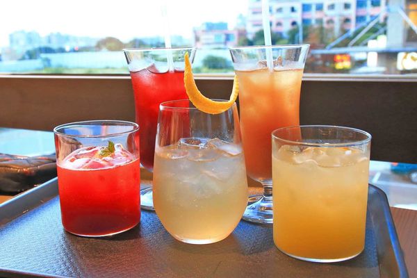 【新竹美食】香港香港新生活飲茶-首創手搖特飲與港式料理吃到飽