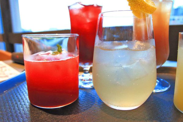 【新竹美食】香港香港新生活飲茶-首創手搖特飲與港式料理吃到飽