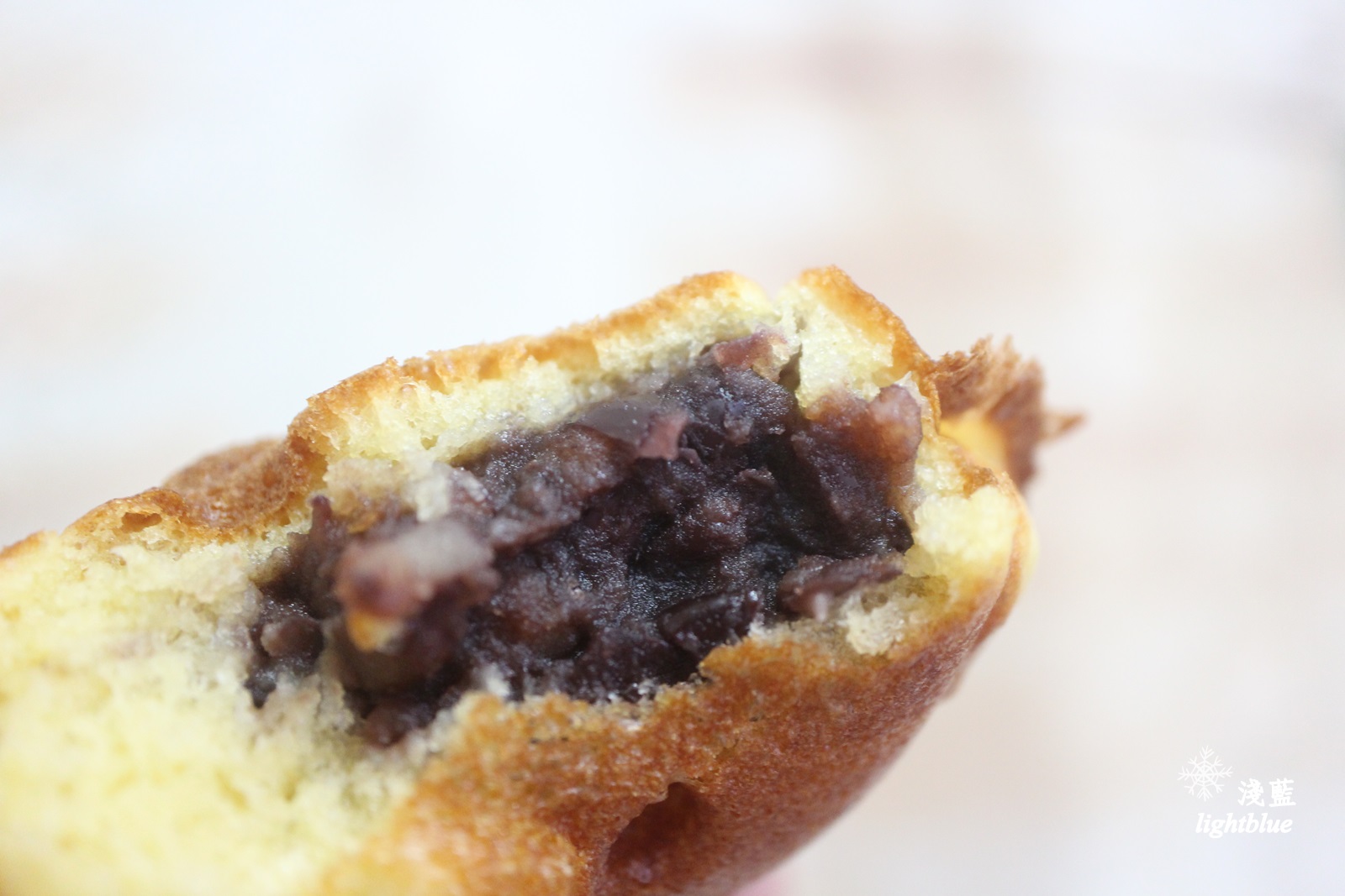 [ 內湖．葫洲站美食 ] 淺藍 × 喜恩雞蛋糕～飄香巷弄的銅板美食，十餘種口味包餡雞蛋糕（文末贈獎）