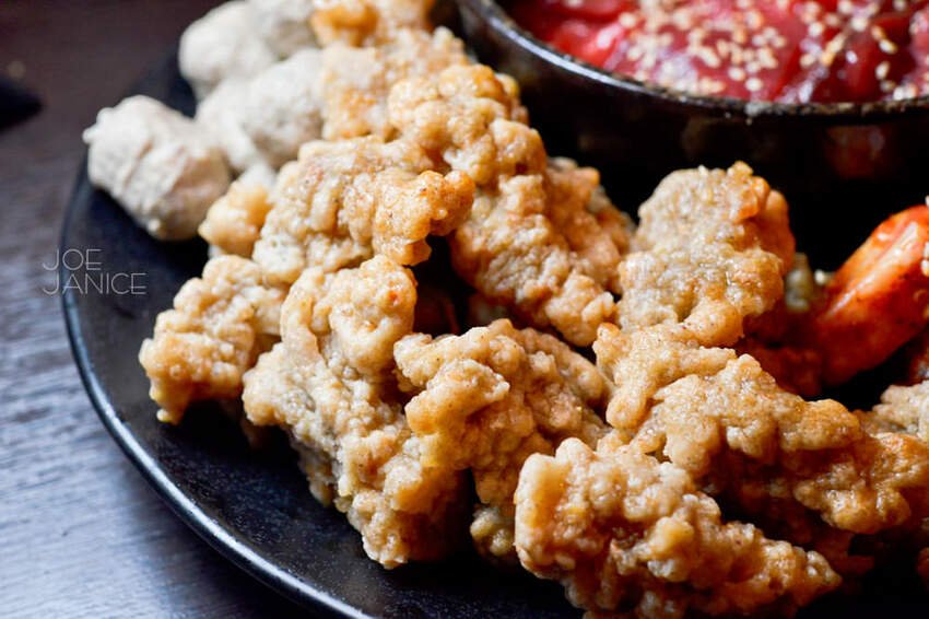 板橋美食【紅門宴川味麻辣鴛鴦鍋】烤魚結合火鍋 辣中帶麻烤魚乾鍋