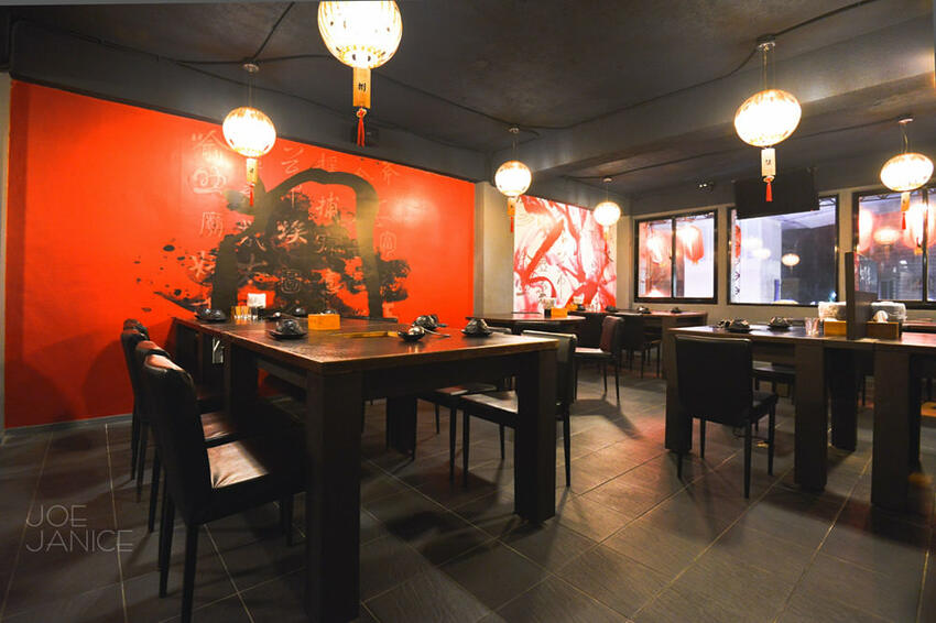 板橋美食【紅門宴川味麻辣鴛鴦鍋】烤魚結合火鍋 辣中帶麻烤魚乾鍋