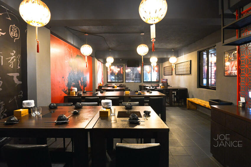 板橋美食【紅門宴川味麻辣鴛鴦鍋】烤魚結合火鍋 辣中帶麻烤魚乾鍋