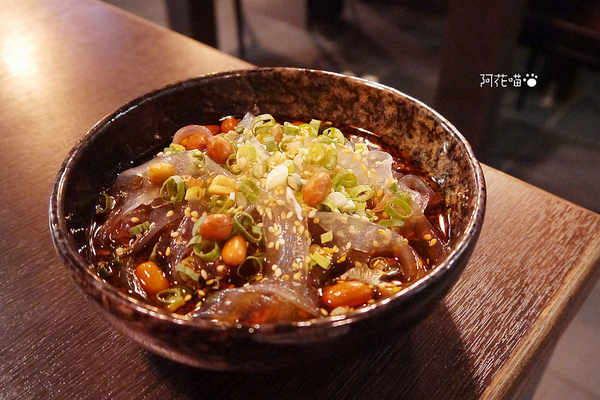 紅門宴(板橋店):【重慶烤魚鍋│板橋】新口味上市,四川來著的烤魚鍋!『紅門宴川味麻辣鴛鴦鍋 』板橋車站附近美食