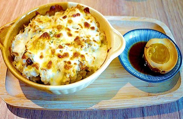 邑朵早午餐：｜新北板橋｜邑朵早午餐 IG打卡餐廳推薦，每個角落都超好拍的．板橋美食