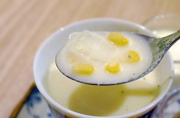 邑朵早午餐：｜新北板橋｜邑朵早午餐 IG打卡餐廳推薦，每個角落都超好拍的．板橋美食