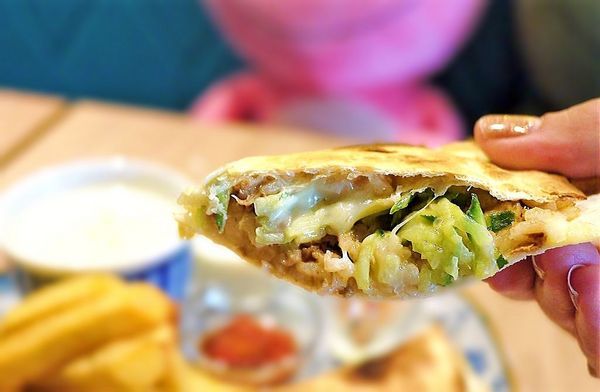 邑朵早午餐：｜新北板橋｜邑朵早午餐 IG打卡餐廳推薦，每個角落都超好拍的．板橋美食