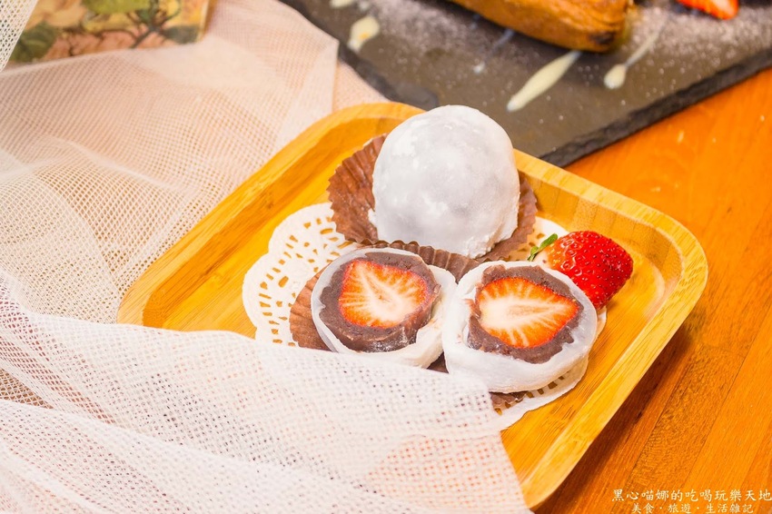 高雄新興︱戀家×咖啡×慢食×鄉村雜貨×手作教室　冬天，就該在鄉村風格的溫暖氛圍中，囂張吃草莓！！