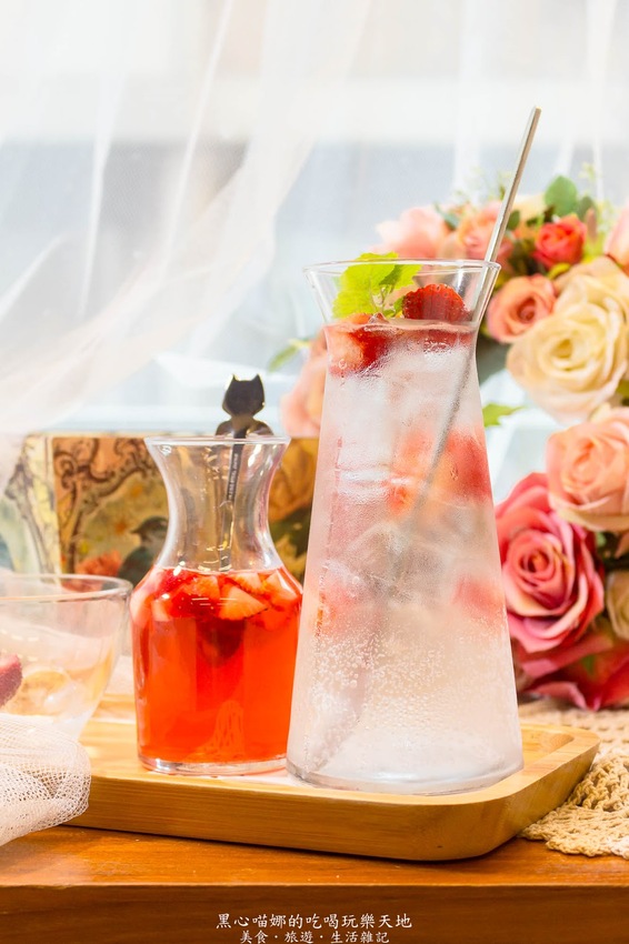 高雄新興︱戀家×咖啡×慢食×鄉村雜貨×手作教室　冬天，就該在鄉村風格的溫暖氛圍中，囂張吃草莓！！