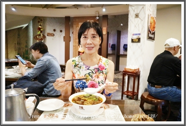 老張担担麵五工店:《機場捷運新北產業園區站美食》下班後與好友聚餐在『老張担担麵五工店』