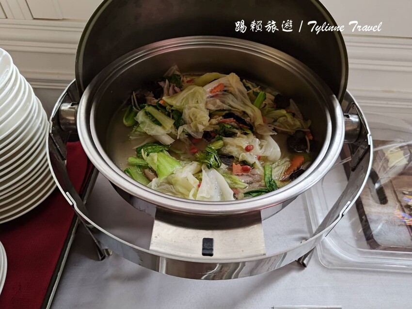 台南住宿首選!榮興金鬱金香酒店歐式風情 台式滷肉飯早餐超滿足。