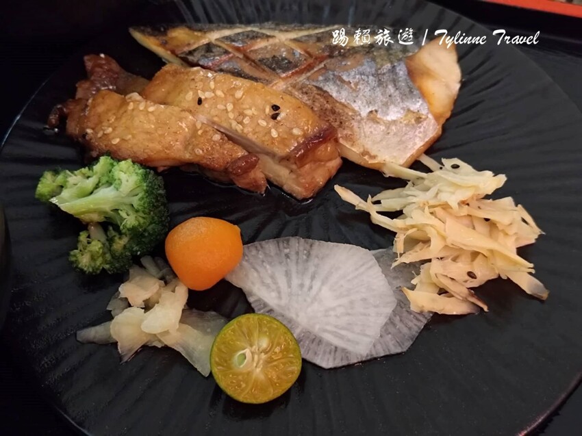 台南住宿首選!榮興金鬱金香酒店歐式風情 台式滷肉飯早餐超滿足。