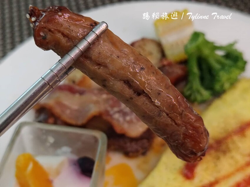 台南住宿首選!榮興金鬱金香酒店歐式風情 台式滷肉飯早餐超滿足。