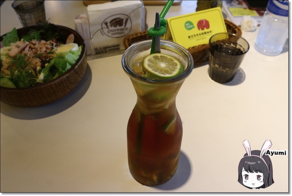 象園咖啡 elephant garden(內湖店)：[食記]►台北內湖區◄有專給孩子遊樂的設施、適合全家大小聚餐的親子餐廳－象園咖啡 elephant garden(內湖店)