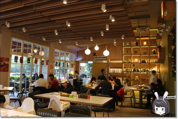 象園咖啡 elephant garden(內湖店)：[食記]►台北內湖區◄有專給孩子遊樂的設施、適合全家大小聚餐的親子餐廳－象園咖啡 elephant garden(內湖店)