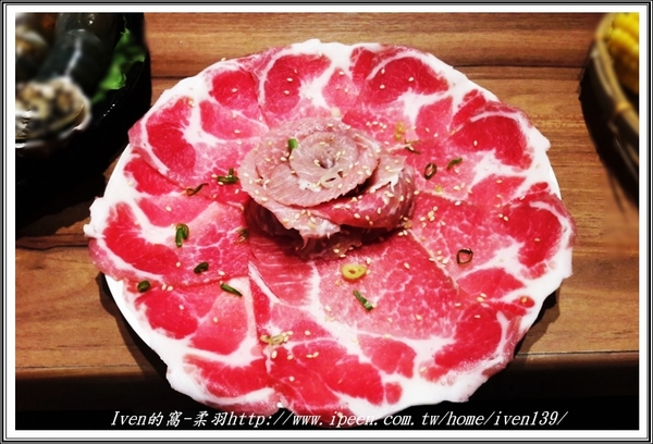 燒惑日式炭火燒肉店-板橋總店:《板橋燒烤吃到飽》燒肉控的天堂,享受CP值高,令人太犯規的日式炭火燒肉吃到飽-『燒惑日式炭火燒肉店-板橋總店』