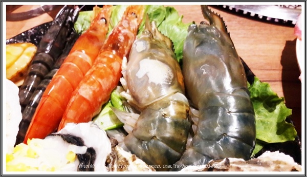 燒惑日式炭火燒肉店-板橋總店:《板橋燒烤吃到飽》燒肉控的天堂,享受CP值高,令人太犯規的日式炭火燒肉吃到飽-『燒惑日式炭火燒肉店-板橋總店』