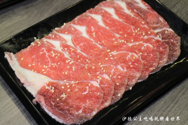 燒肉頑家日式炭火燒肉：新店燒烤吃到飽『燒肉頑家日式炭火燒肉』火鍋烤肉二吃/捷運大坪林站