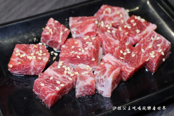 燒肉頑家日式炭火燒肉：新店燒烤吃到飽『燒肉頑家日式炭火燒肉』火鍋烤肉二吃/捷運大坪林站