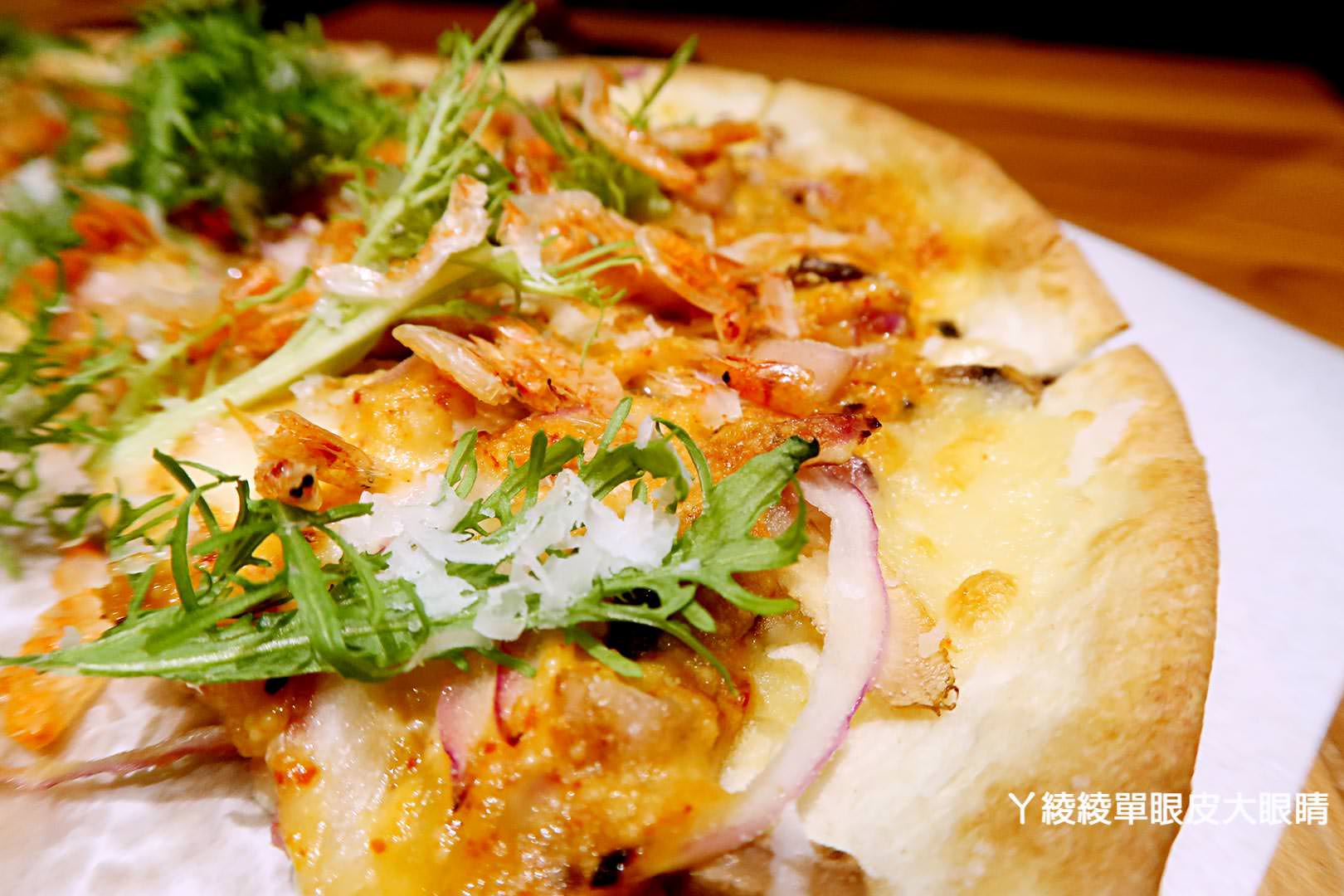 台中西區審計新村｜成真咖啡Come Ture Coffee，IG熱門打卡點好拍又好喝