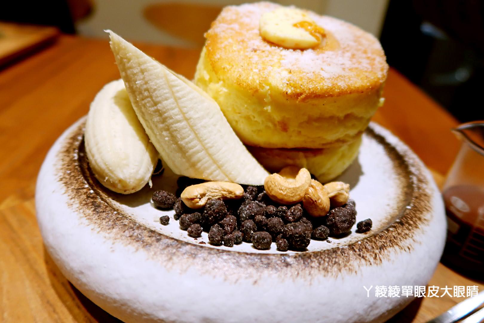 台中西區審計新村｜成真咖啡Come Ture Coffee，IG熱門打卡點好拍又好喝