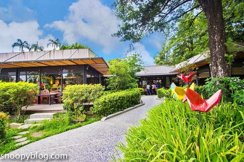 南投鳥居喫茶食堂～大鳥居、巨大紅紙鶴、日式庭院，愜意下午茶、浴衣體驗，免費好拍的景點