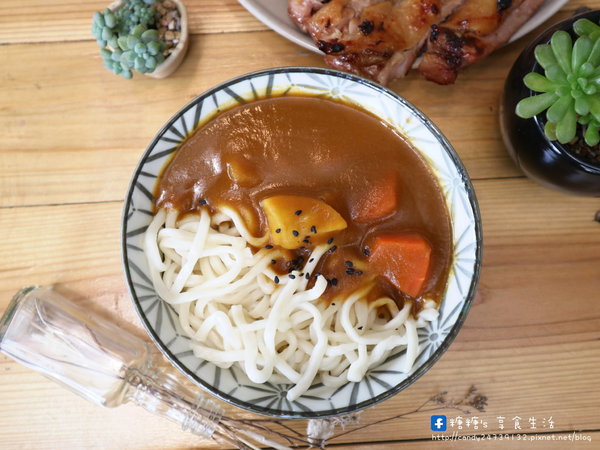 山姆派樂SAMpartner:〖台中│美食〗山姆派樂SAMpartner ❤ 北屯美食推薦,靠近大坑,有著美美溫室花園般的用餐環境,激推咖哩烏龍麵!!還有繽紛漂亮的鮮果冰棒~