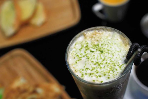 【台北美食】Fa cafe 天母店-深夜裡的咖啡酒館