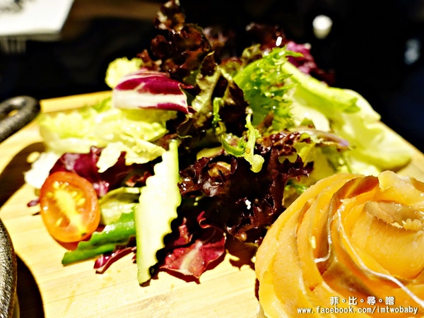 Fa cafe 天母店：【天母美食】Fa cafe咖啡廳 隱身在天母街角的餐酒館 會噴火的咖啡及特製調酒 給您視覺味覺雙享受！近天母市集