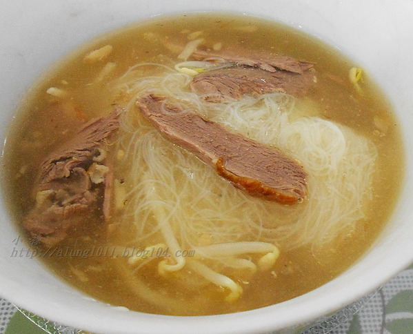 前金鴨肉羹老攤：50年的手藝     ..前金老牌鴨肉羹