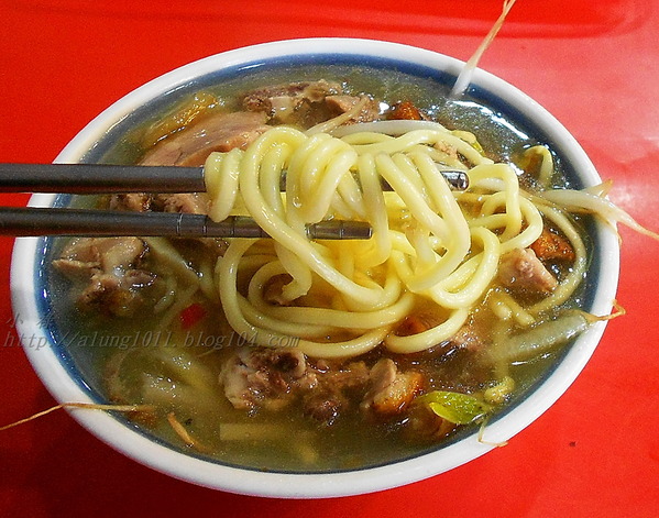 前金鴨肉羹老攤：50年的手藝     ..前金老牌鴨肉羹