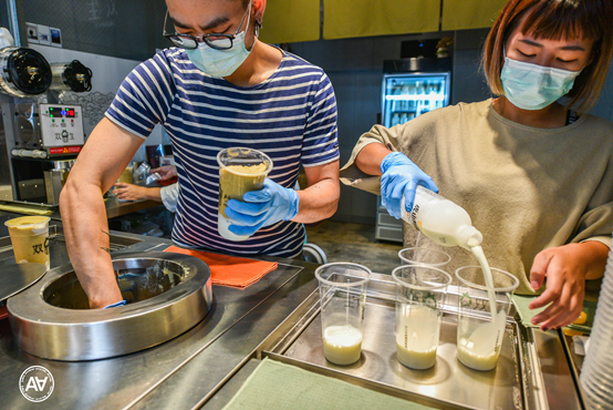 双生綠豆沙牛奶:台南中西區美食-台南近期最火紅的飲料,每日限量,想喝要趁早!