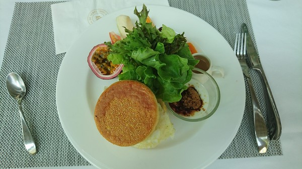 Maison de Verre 梅森維拉:高雄~Maison de Verre 梅森維拉玻璃屋餐廳~浪漫優雅的早午餐~情侶約會餐廳~特色餐廳~