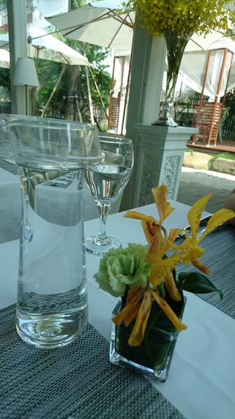 Maison de Verre 梅森維拉:高雄~Maison de Verre 梅森維拉玻璃屋餐廳~浪漫優雅的早午餐~情侶約會餐廳~特色餐廳~