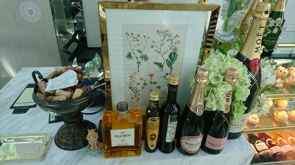 Maison de Verre 梅森維拉:高雄~Maison de Verre 梅森維拉玻璃屋餐廳~浪漫優雅的早午餐~情侶約會餐廳~特色餐廳~