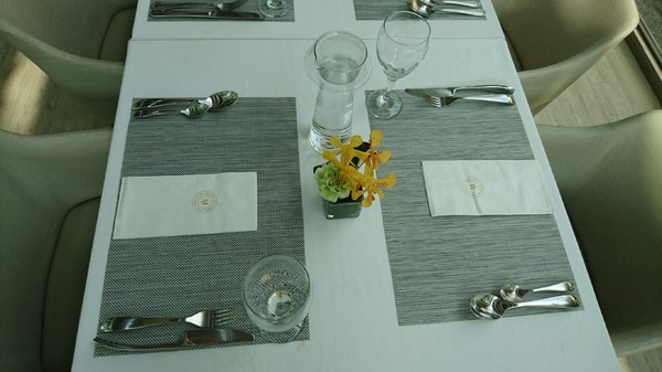 Maison de Verre 梅森維拉:高雄~Maison de Verre 梅森維拉玻璃屋餐廳~浪漫優雅的早午餐~情侶約會餐廳~特色餐廳~