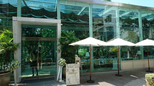 Maison de Verre 梅森維拉:高雄~Maison de Verre 梅森維拉玻璃屋餐廳~浪漫優雅的早午餐~情侶約會餐廳~特色餐廳~